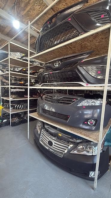 Автозапчасти: Бампер Toyota, Оригинал — 4