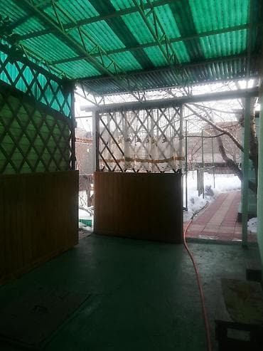 Упаковочные товары: Просторный дачный участок с благоустроенным двором и навесом. - — 4