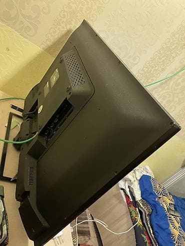 продаю телевизор с интернетом: Телевизор LED, диагональ экрана около 32( Плоская панель с тонкими — 2