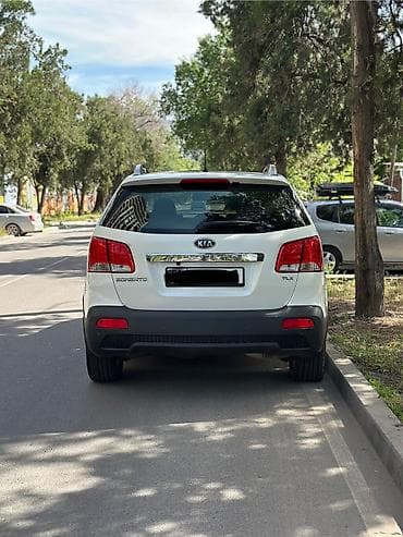 киа сарента: Kia Sorento: 2011 г., 2 л, Автомат, Дизель, Кроссовер — 8