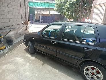 geely automobile: Volkswagen Golf: 1995 г., 1.6 л, Механика, Бензин, Хэтчбэк — 7