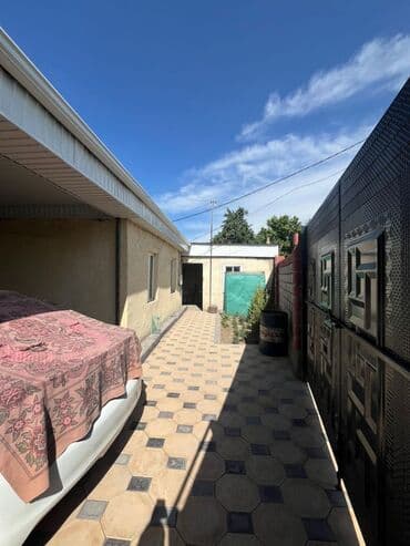продаю дом район кирком: Дом, 120 м², 3 комнаты, Собственник, Старый ремонт — 15