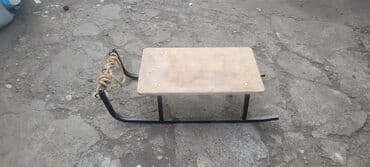 обувь для зимы: Деревянные сани с металлическими полозьями. - Прочная рама из — 2