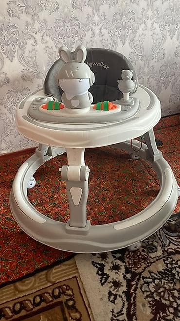 Балдар дүйнөсү: Детские ходунки Babywalker (серо-белые) - Круглая устойчивая база с — 1
