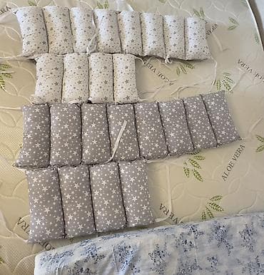 Парты: Детская кроватка с вместительным выдвижным ящиком. возможность — 4