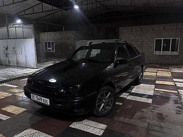 решетка для: Volkswagen Passat: 1994 г., Седан — 5