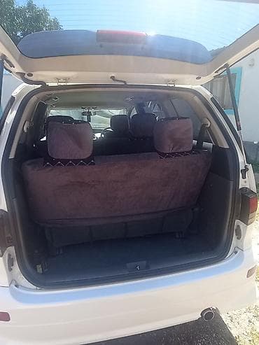 тайлта прадо: Toyota Estima: 2004 г., Автомат, Газ — 8