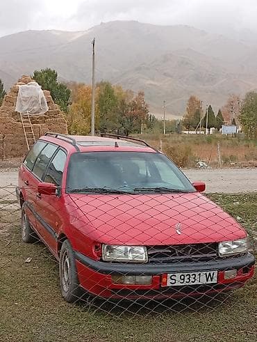 вагон кунт: Volkswagen Passat Variant: 1994 г., 2 л, Кол менен иштөөчү, Бензин, Универсал — 1