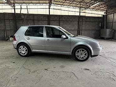 colf 3: Volkswagen Golf: 2003 г., 1.6 л, Ручные, Бензин, Хэтчбэк — 4