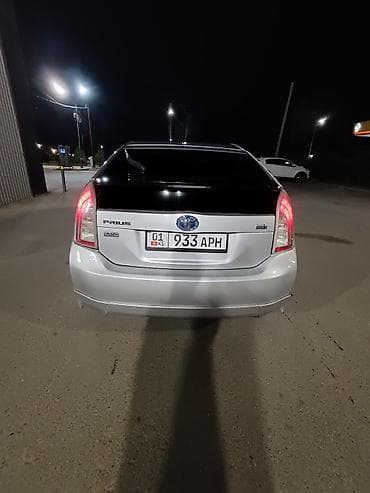 spark 2012: Toyota Prius: 2012 г., 1.8 л, Автомат, Гибрид, Лифтбек — 5
