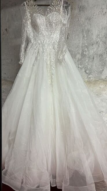 фата на девичник: Свадебное платье, M, Б/у — 1