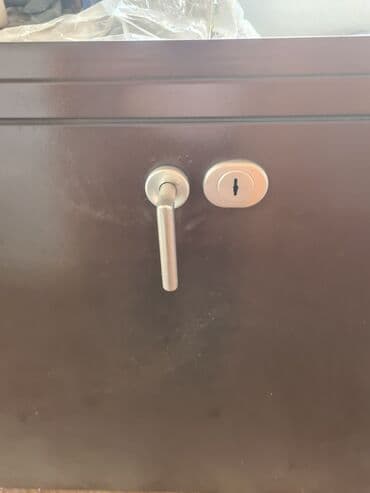 шкаф для одежды с зеркалом: Металлическая входная дверь с коробом - Материал: сталь — 7