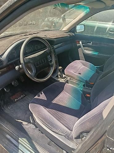 vaz 2114: Audi A6: 1993 г., 2.6 л, Механика, Бензин, Седан — 6