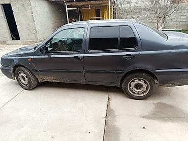 golf 2: Volkswagen Vento: 1994 г., 1.8 л, Ручные, Бензин, Седан — 3