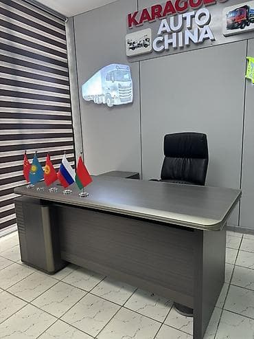диван офис: Офисный комплект мебели в современном стиле Состав: - Рабочий стол — 1