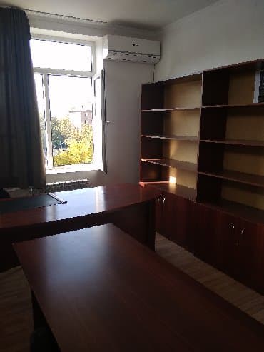 куплю дом под офис: Ижарага берем Офистик, 18 кв. м — 2