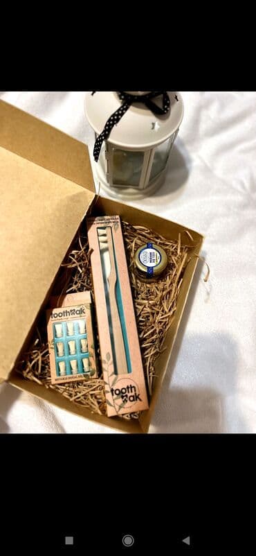 Мисвак, в виде пасты Зубная щетка Зубвак появился в результате