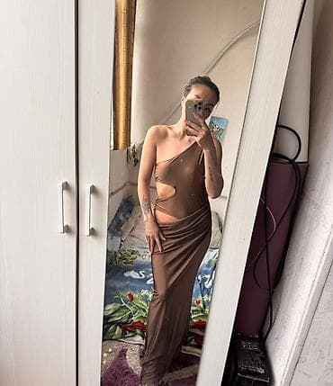 платье трикотаж: Платье макси с асимметричным кроем и вырезами - Цвет — 1