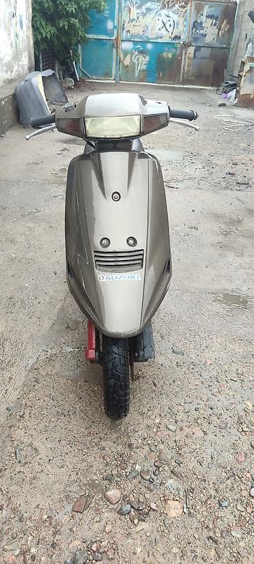 ducati мопед: Скутер Suzuki ( 100 куб. вариатор) в хорошем состояние на ходу обмен — 1