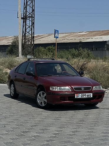аккорд 1995: Honda Accord: 1996 г., 1.8 л, Механика, Бензин, Лифтбек — 1