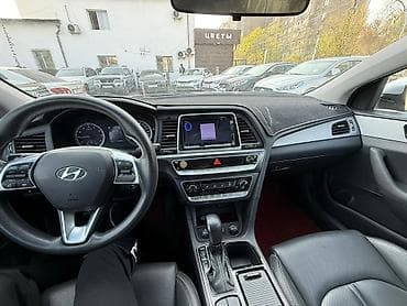 hundai: Hyundai Sonata: 2018 г., 2 л, Автомат, Газ, Седан — 9