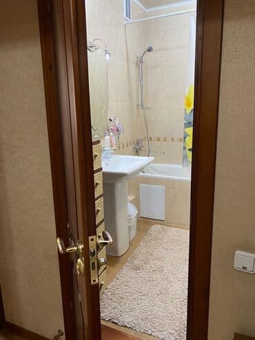 дом асанбай: 4 бөлмө, 85 кв. м, 105-серия, 4 кабат, Евроремонт — 12