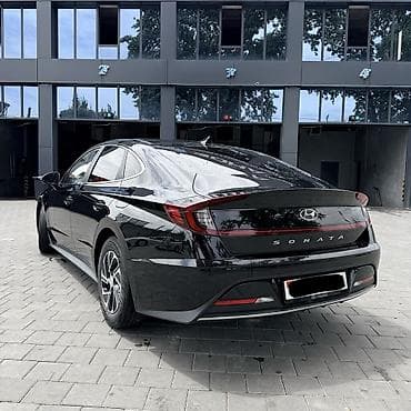 Транспорт: Hyundai Sonata: 2022 г., 2 л, Автомат, Гибрид, Седан — 3