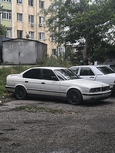 авто бмв: BMW 5 series: 1993 г., 4.4 л, Механика, Бензин, Седан — 6