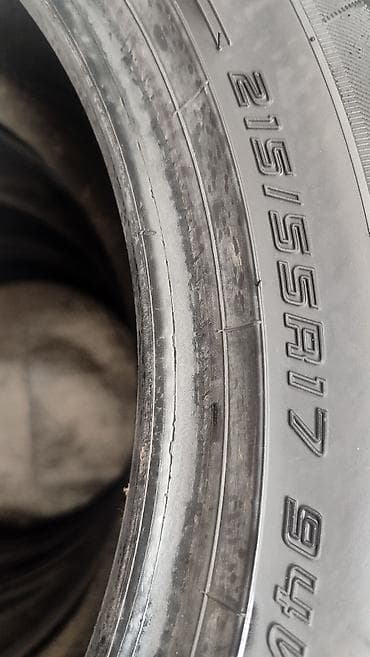 куплю резину на 17: Комплект из 4 летних шин 215/55 R17 94V.Шины шумками,без шумные.Прошу — 3