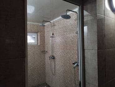 участок под автомойку: Дом, 300 м², 5 комнат, Собственник — 8