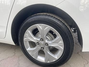 шевроле оникс: Chevrolet : 2020 г., 1 л, Автомат, Бензин, Седан — 7