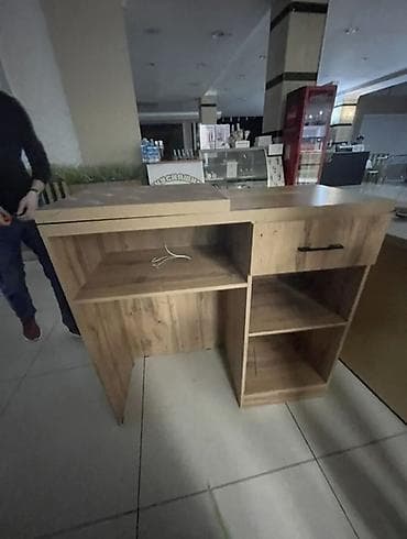 Барные столы, стойки: Барный стол, стойка, Б/у, Дерево — 2