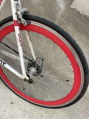 fixed tsunami: Городской велосипед, Giant, Рама M (156 - 178 см), Б/у — 4