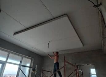 кухонные навесные шкафы: Профессиональный ремонт и отделка под ключ Монтаж потолков, стен и — 10