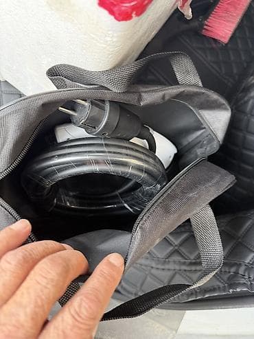 зарядное устройство электромобиль: Зарядное устройство (портативное) для электромобиля BYD в фирменной — 3