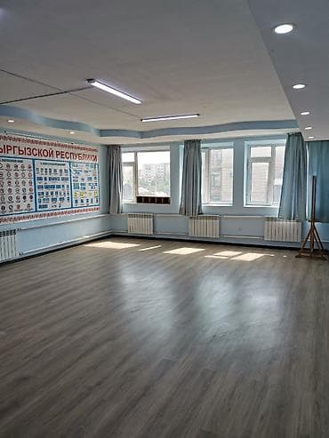 2600: 🏢 Сдаётся коммерческое помещение 📐 Площадь: 277 м² 🏢 Этаж: 2. 📍 Центр — 1