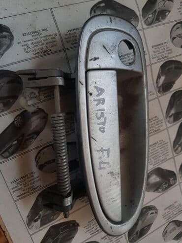 corolla runx: Передняя левая дверная ручка Дверная ручка Toyota Б/у, Оригинал — 1