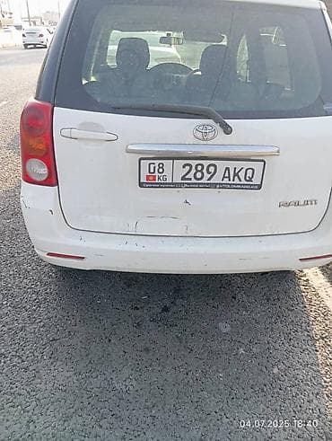 sprinter 2 7: Toyota Raum: 2003 г., 1.5 л, Бензин, Хэтчбэк — 3