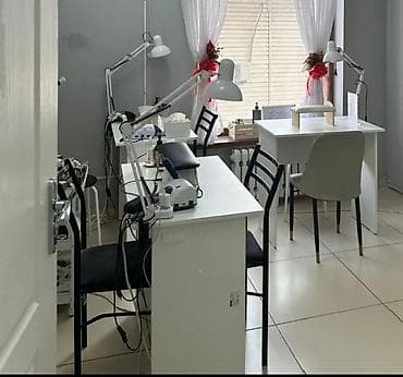 сдается в аренду парикмахерская: Продам все что на фото все есть в наличии мебели и инструменты — 1