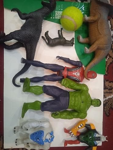 продаю детские игрушки: Детские игрушеки и фигурокии. Состав: - Фигурки супергероев и — 1