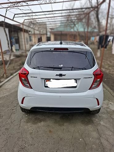 accord 2002: Компактный городской хэтчбек белого цвета. Основные особенности: - — 8