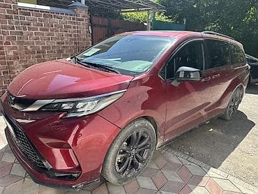 ремонт е34: Toyota Sienna: 2022 г., Автомат, Гибрид, Минивэн — 1