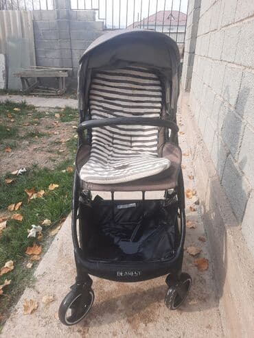 удобная детская коляска: Коляска, цвет - Черный — 1