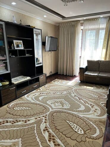 сдаю дом дордой: 285 кв. м, 6 бөлмө, Брондолгон эшиктер — 8