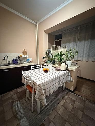 южный мкр: 1 комната, 35 м², 105 серия, 4 этаж — 2
