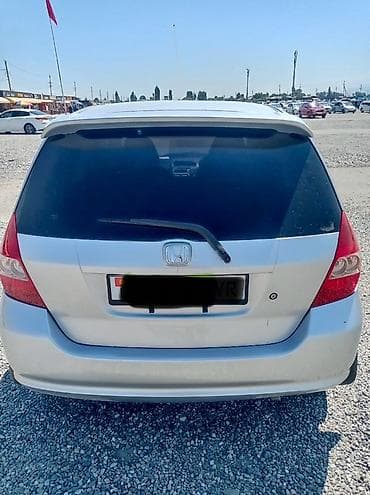 Продажа авто: Honda Fit: 2002 г., 1.5 л, Автомат, Хэтчбэк — 4