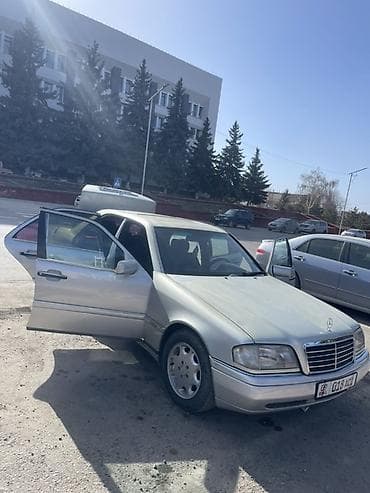 бак мерс: Mercedes-Benz C-Class: 1993 г., 1.8 л, Кол менен иштөөчү, Бензин, Седан — 4
