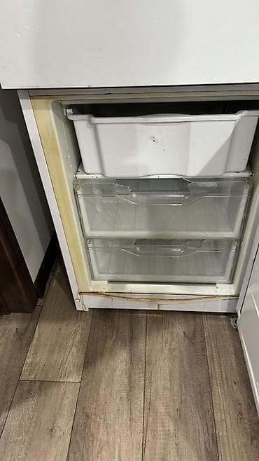 Не рабочий холодильник, нужно поменять компрессор
1000 сом at lalafo.kg — 3 Не рабочий холодильник, нужно поменять компрессор
1000 сом — 3