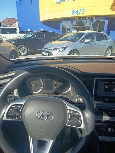 Продажа авто: Hyundai Sonata: 2018 г., 2 л, Автомат, Газ, Седан — 6