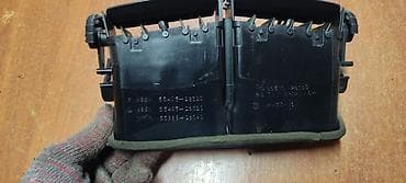 estima: Дефлектор воздуховода Toyota 2002 г., Б/у, Оригинал, Япония — 3